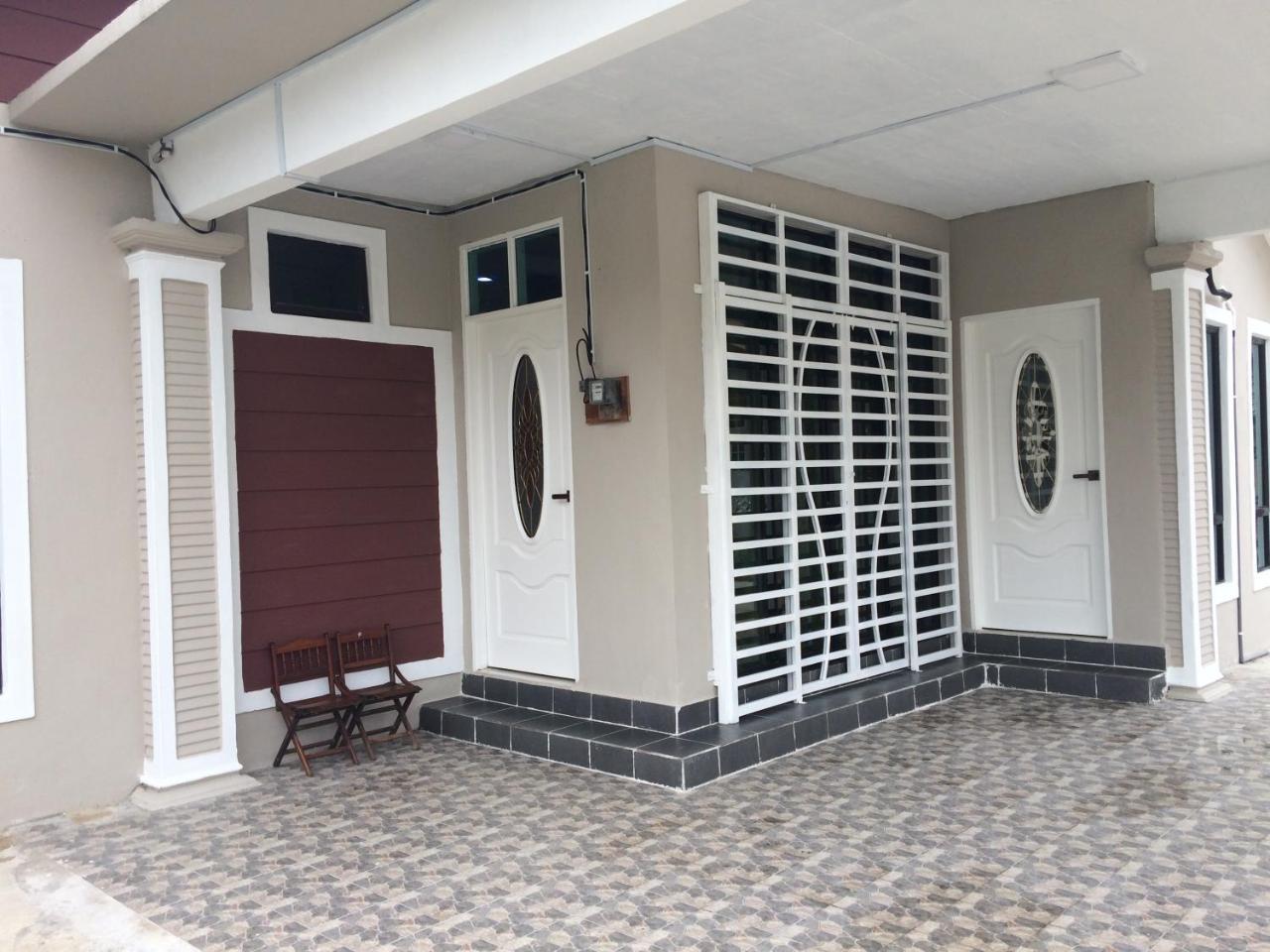Aina Guest House Kota Bharu Extérieur photo